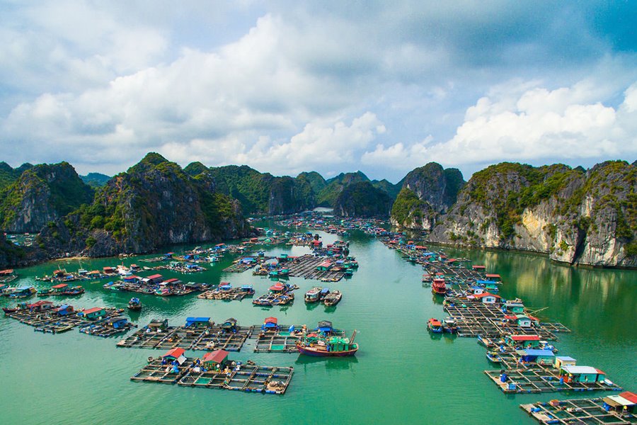 From Hai Phong city to Cat Ba island